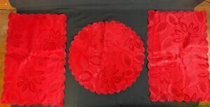 Vintage Red Christmas Silk Table‎ Linens Set of 3 Poinsettia & Holly Placemats